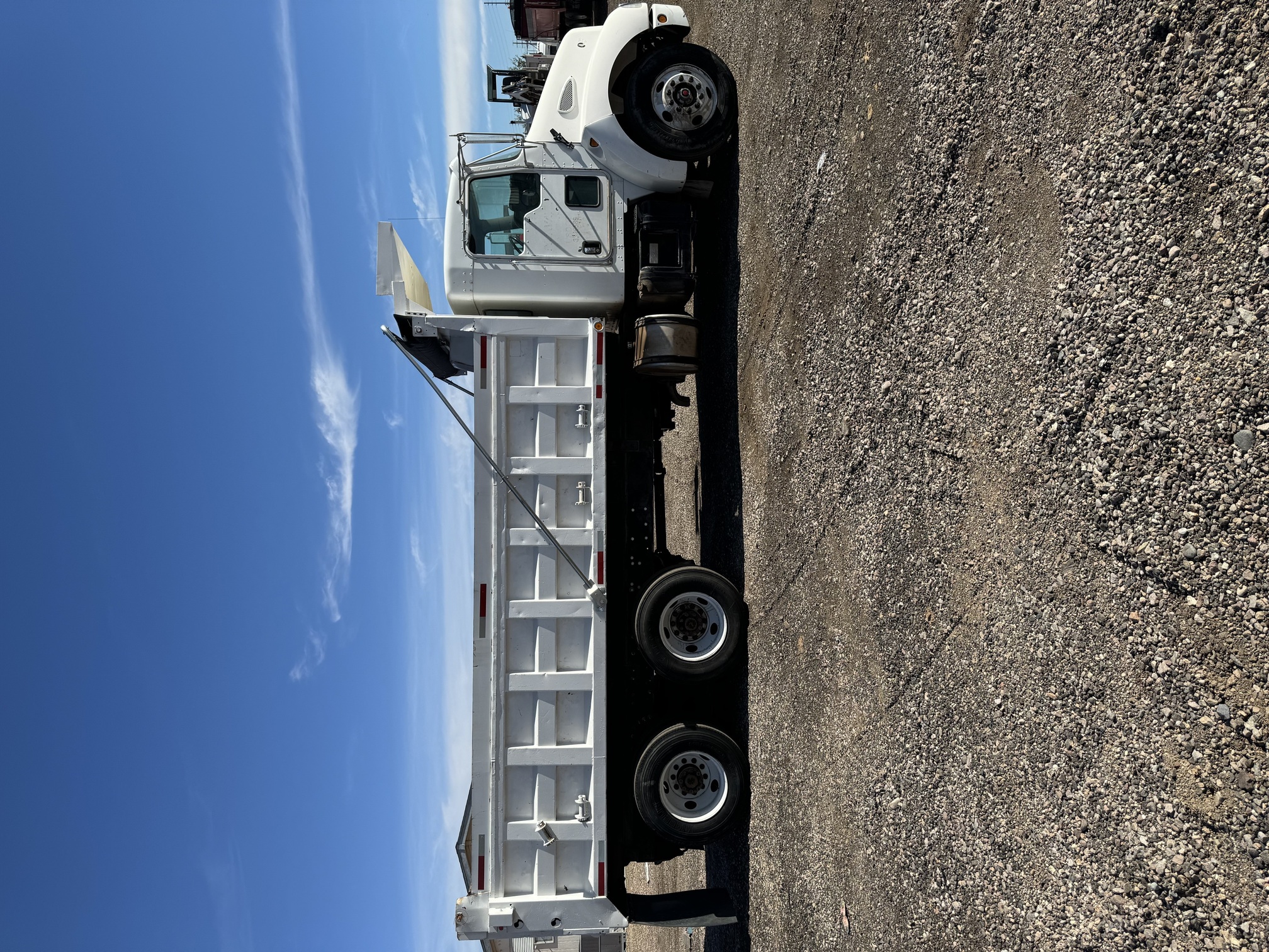 2003 KENWORTH T300 - Image 7